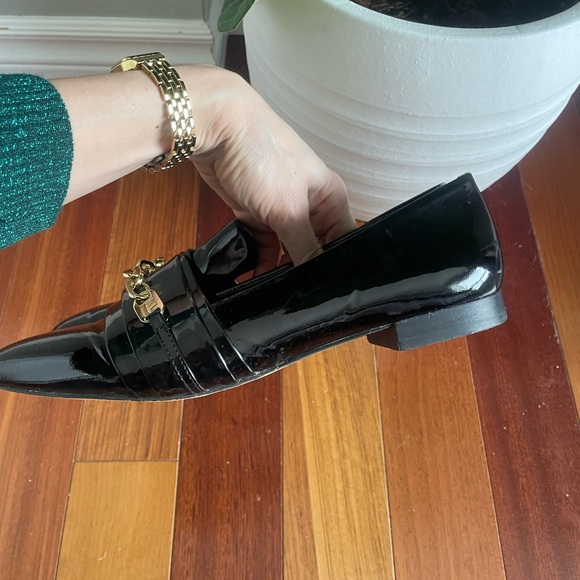 Karl Lagerfeld Shiny Black Loafers Size 9 - Picture 4 of 5